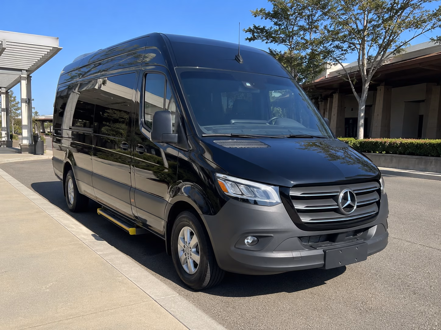mobile government military transportation